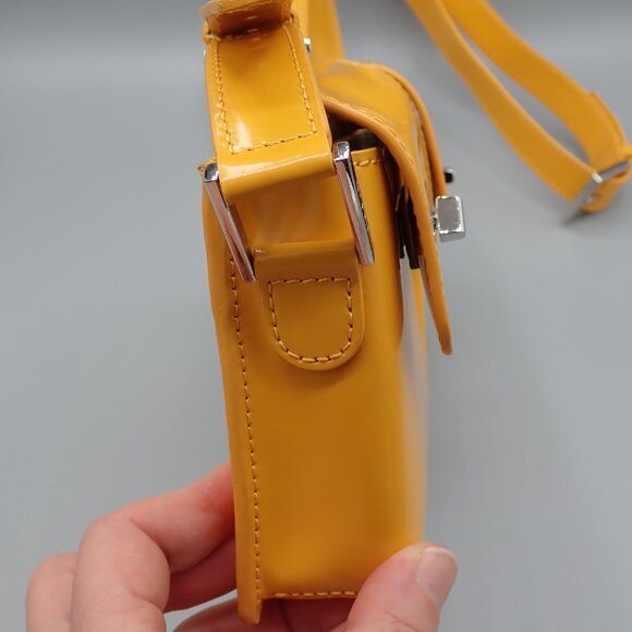 BY FAR Billy leather bag - Picture 6 of 10